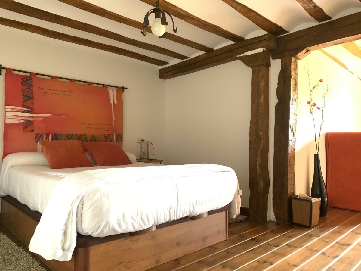 Casa San Andres Del Valle Берсео Экстерьер фото