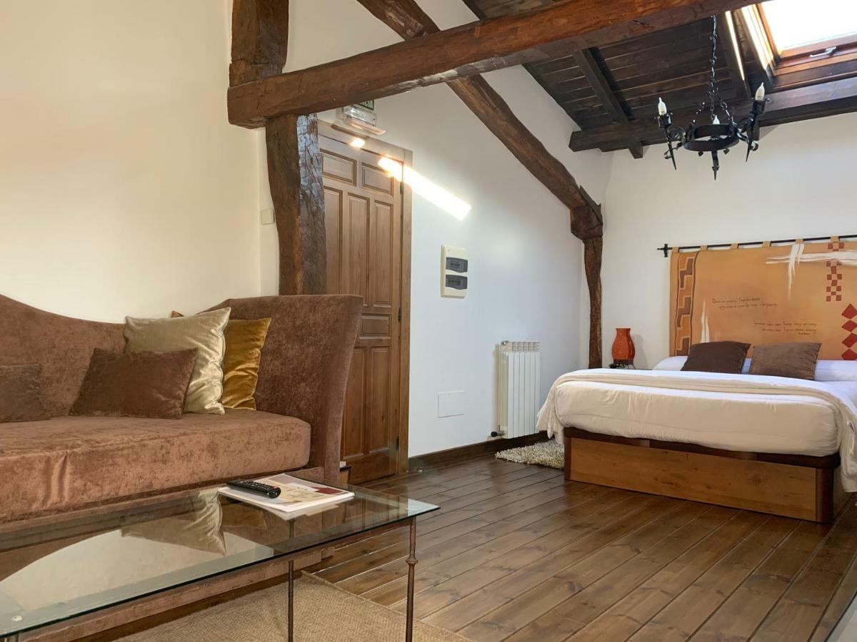 Casa San Andres Del Valle Берсео Экстерьер фото